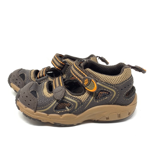stride rite made 2 play sandals